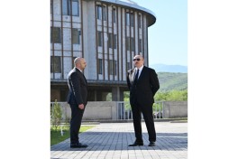 President Ilham Aliyev met with families moving to first residential complex in Zangilan - UPDATED 