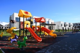 President Ilham Aliyev met with families moving to first residential complex in Zangilan - UPDATED 