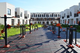 President Ilham Aliyev met with families moving to first residential complex in Zangilan - UPDATED 