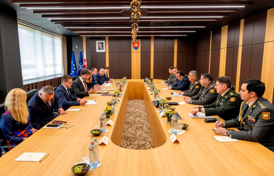 Minister of Defense of Azerbaijan pays an official visit to Slovakia