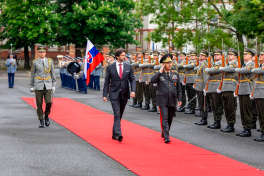 Minister of Defense of Azerbaijan pays an official visit to Slovakia