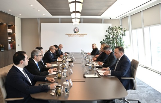 Azerbaijan, bp sign two memorandums of understanding