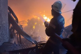 Warehouse fire in Baku brought under control, 2 helicopters involved -PHOTO  -UPDATED - 4   -VIDEO 