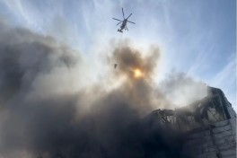 Warehouse fire in Baku brought under control, 2 helicopters involved -PHOTO  -UPDATED - 4   -VIDEO 