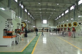 Khojaly enterprise to produce 240,000 office furniture units annually - PHOTO 
