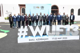 Media representatives familiarize themselves with WUF13 preparations at Baku Olympic Stadium - PHOTO 