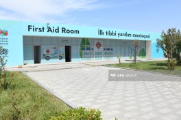 Media representatives familiarize themselves with WUF13 preparations at Baku Olympic Stadium - PHOTO 