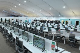 Media representatives familiarize themselves with WUF13 preparations at Baku Olympic Stadium - PHOTO 