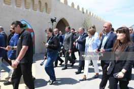 Media representatives familiarize themselves with WUF13 preparations at Baku Olympic Stadium - PHOTO 