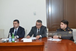 Azerbaijan’s Ministry of Emergency Situations holds roundtable on WUF13 - PHOTO 