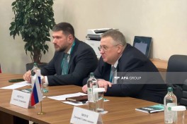 Azerbaijani, Russian deputy PMs hold talks in Kazan - PHOTO 
