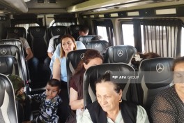 Azerbaijan relocates former IDPS to several villages of Khojaly district, families receive apartment keys - PHOTO  - UPDATED 