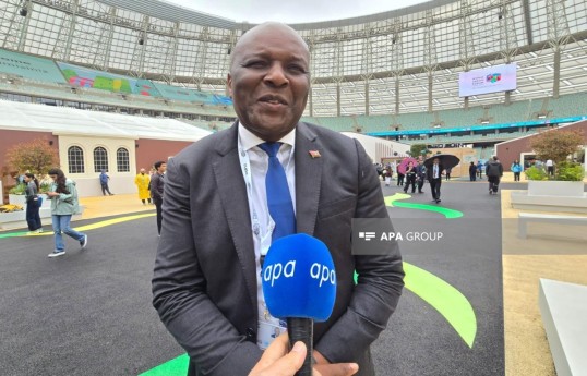 Angola’s Minister of Public Works, Urbanism and Housing Carlos Santos