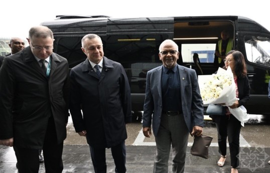 President of Mauritius arrives in Azerbaijan for WUF13