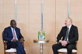 President Ilham Aliyev met with delegation led by President of Kenya - UPDATED 