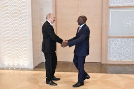 President Ilham Aliyev met with delegation led by President of Kenya - UPDATED 