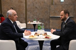 Prime Minister Ali Asadov holds series of meetings within framework of WUF13 opening ceremony