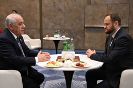 Prime Minister Ali Asadov holds series of meetings within framework of WUF13 opening ceremony