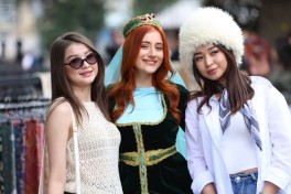 March in national costumes was organized in center of Baku-PHOTO 