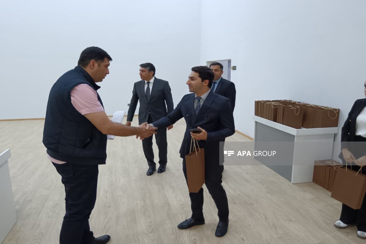 Azerbaijan relocates another group of former IDPs to Shukurbeyli village, families receive house keys - PHOTO  - UPDATED - 1 