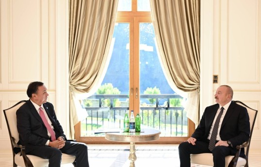 Secretary General of the Organization of Turkic States Kubanychbek Omuraliev and President of the Republic of Azerbaijan Ilham Aliyev