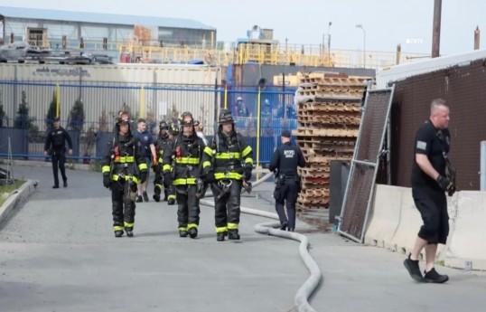 16 people injured in New York barge explosion