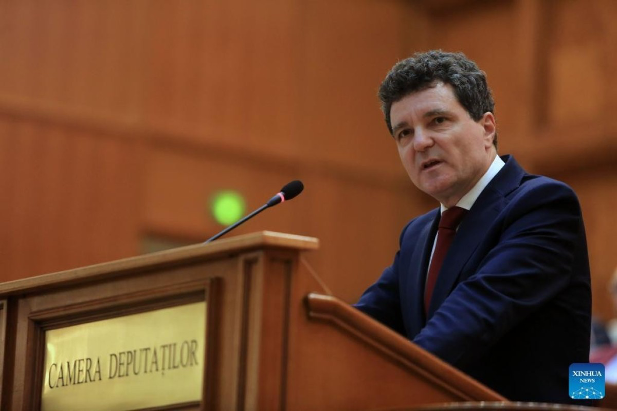 Romanian President congratulates Azerbaijani counterpart