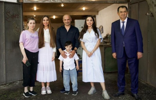Leyla Aliyeva and Arzu Aliyeva explore creative work of local craftsman during Lankaran visit