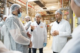 Media representatives visit “Ulduz” factory promoting “Made in Azerbaijan” brand worldwide - PHOTO 
