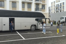 Azerbaijan relocates next group of former IDPs to Aghdam, families receive house keys - PHOTO  - UPDATED - 1  