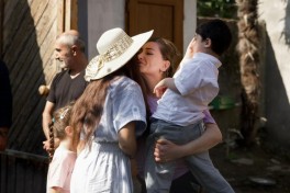 Leyla Aliyeva and Arzu Aliyeva explore creative work of local craftsman during Lankaran visit