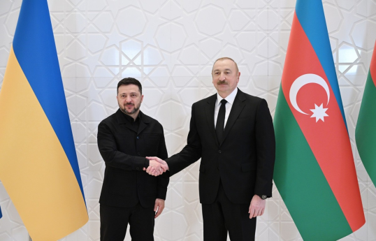 Ukrainian President congratulates President Ilham Aliyev on Independence Day