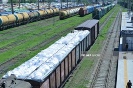 126 tons of urea and 67 tons of flour sent from Russia to Armenia via transit through Azerbaijan - PHOTO 