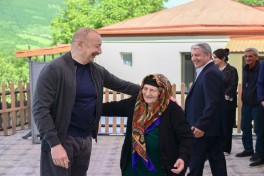 President Ilham Aliyev inspected progress of developments in Boyuk Galaderesi village of Shusha and met with residents - PHOTO  - UPDATED 