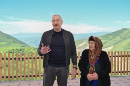 President Ilham Aliyev inspected progress of developments in Boyuk Galaderesi village of Shusha and met with residents - PHOTO  - UPDATED 
