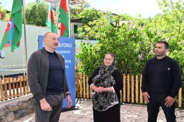 President Ilham Aliyev inspected progress of developments in Boyuk Galaderesi village of Shusha and met with residents - PHOTO  - UPDATED 