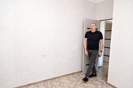 President Ilham Aliyev inspected private houses designated for servicemen in Khojaly