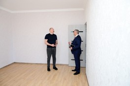 President Ilham Aliyev inspected private houses designated for servicemen in Khojaly