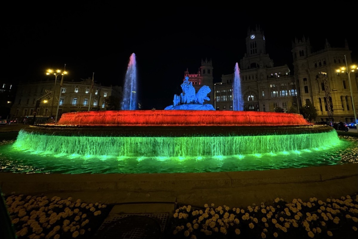 Madrid’s Cibeles Fountain illuminated in colors of Azerbaijani flag-PHOTO 