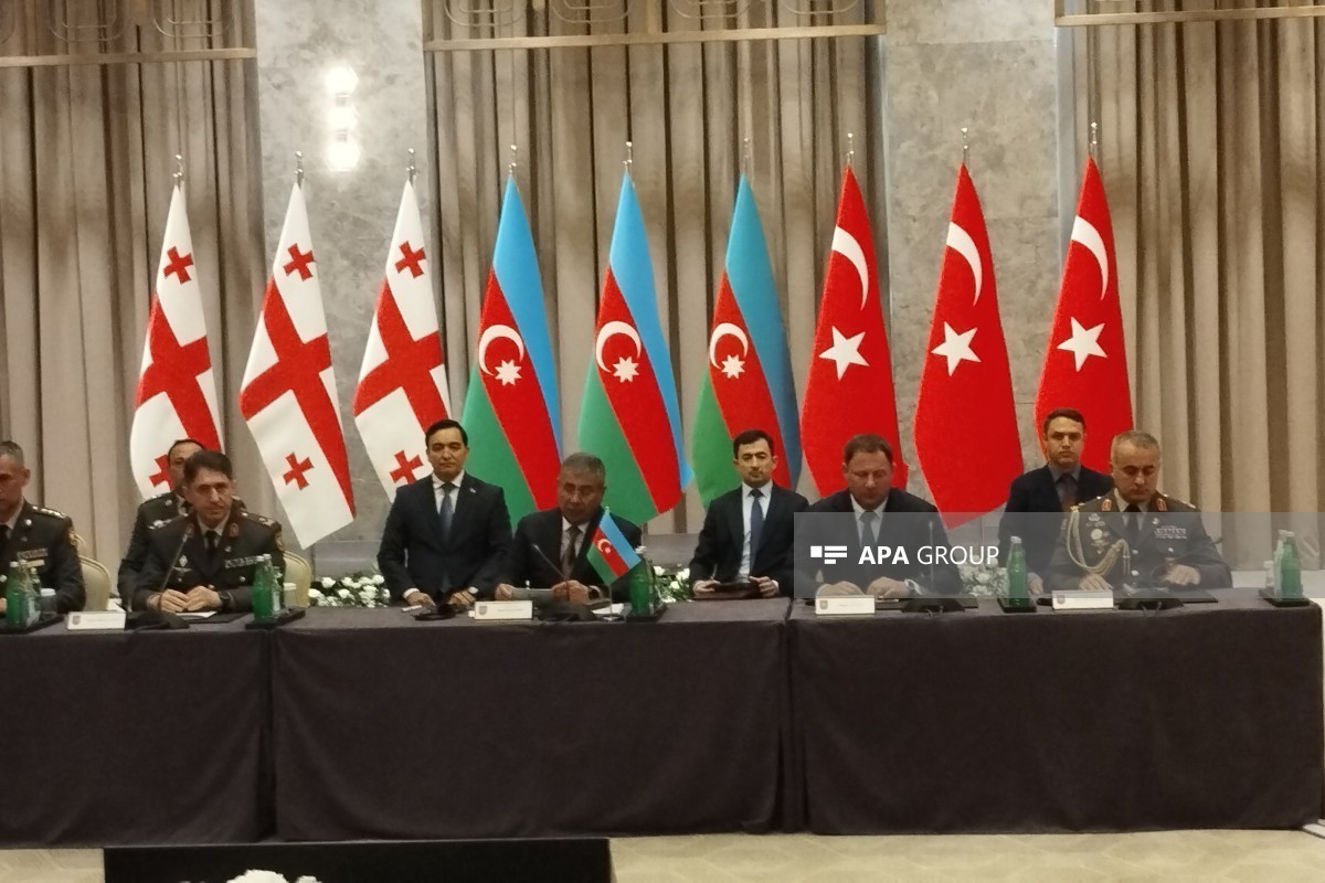 Azerbaijani, Turkish, Georgian defense ministers hold trilateral meeting in Shusha - <span class="red_color">PHOTO