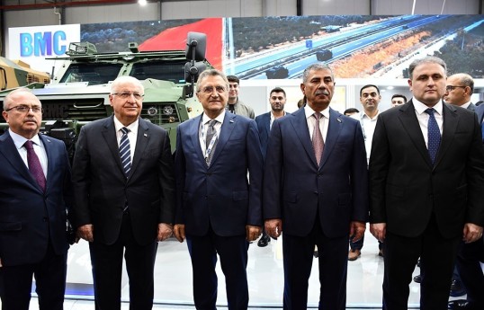 Azerbaijani, Turkish defense ministers visit ADEX 2026 exhibition-PHOTO 