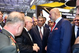 Azerbaijani, Turkish defense ministers visit ADEX 2026 exhibition-PHOTO 