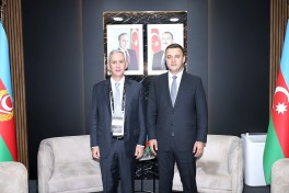 Azerbaijan’s Defense Ministry Director General holds meetings at ADEX 2026-PHOTO 