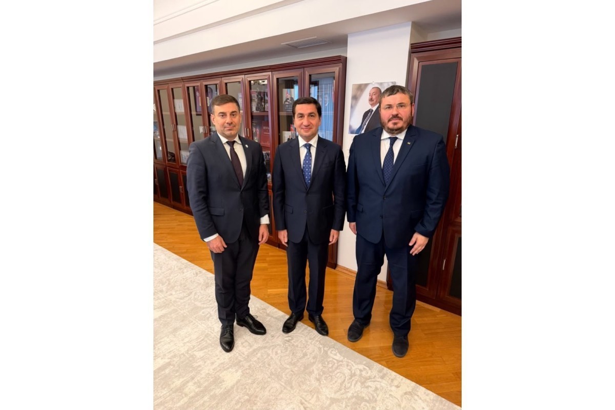 Hikmet Hajiyev meets Ukrainian Ombudsman, humanitarian issues discussed