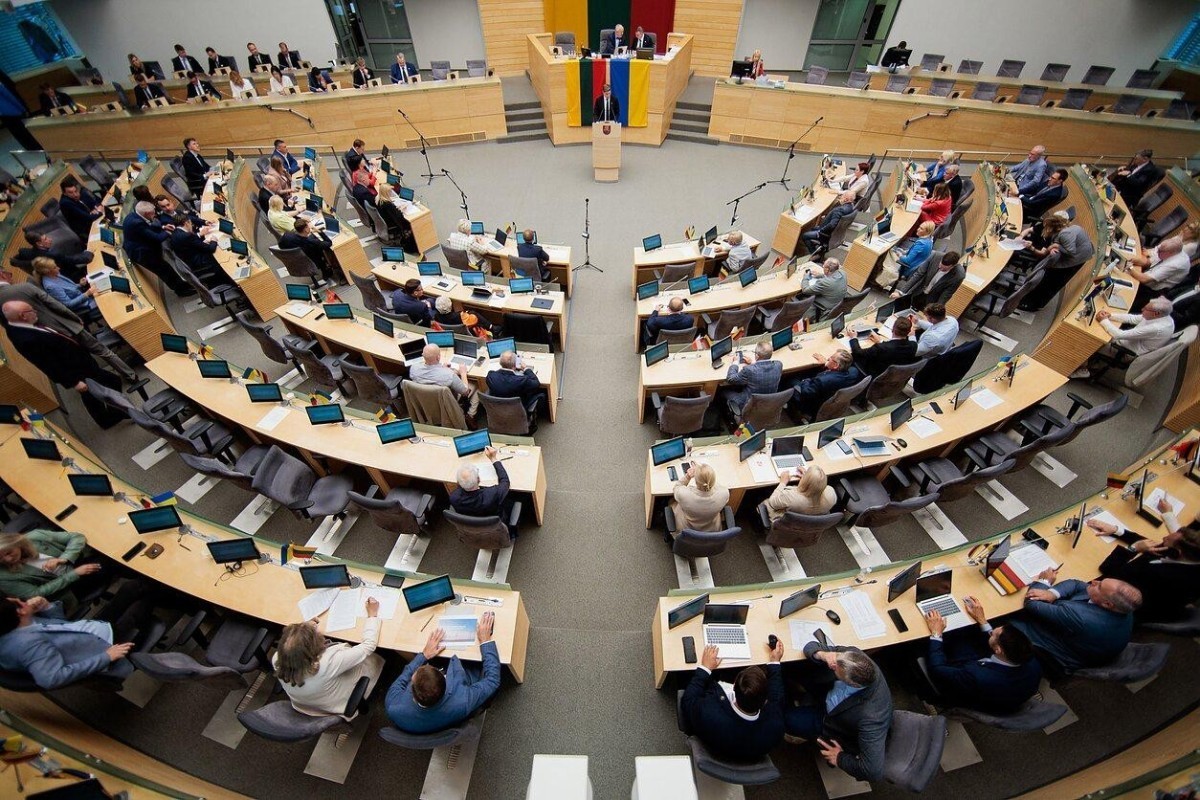 Lithuanian parliament backs removing constitutional ban on nuclear weapons