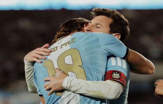 Lionel Messi scores in tearful 'last tango' for Argentina