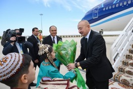 President Ilham Aliyev arrived in Turkmenistan on working visit - PHOTO 