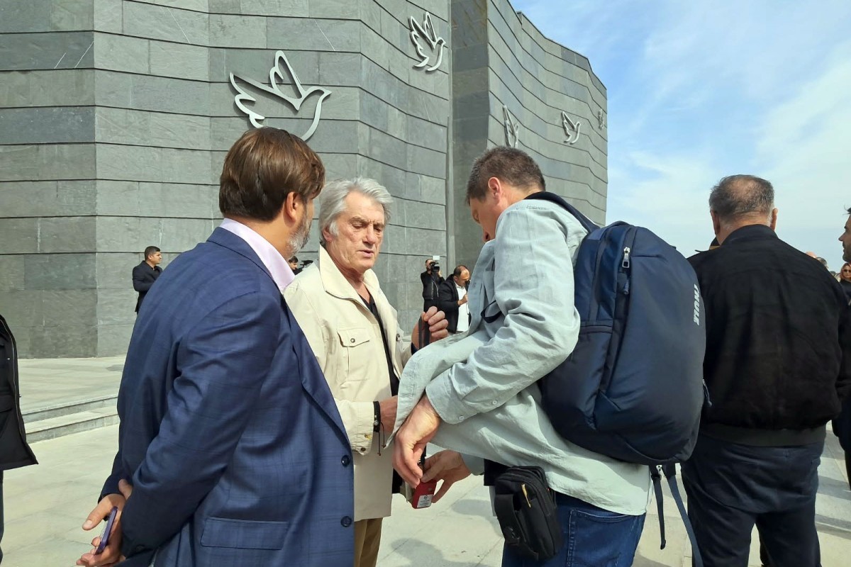 Participants of 4th International Conference on Missing Persons visit Khojaly Genocide Memorial Complex - <span class="red_color">PHOTO