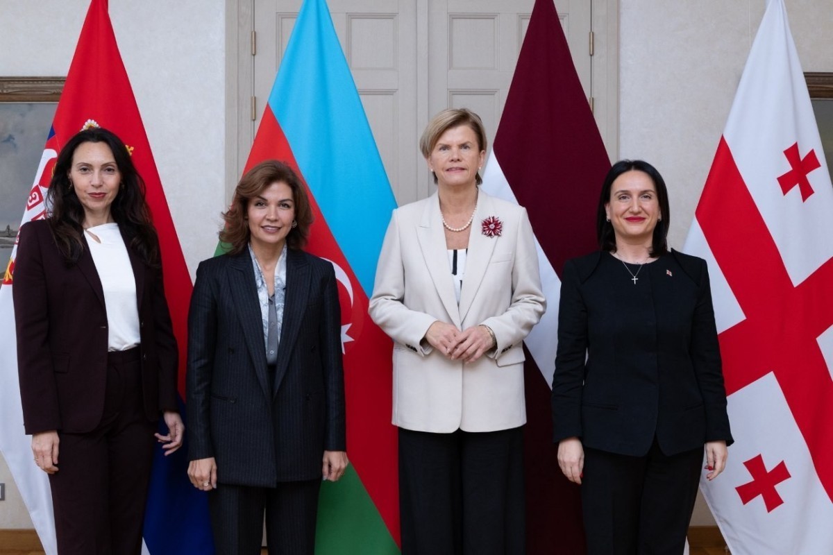 Latvian Foreign Minister meets Azerbaijani ambassador
