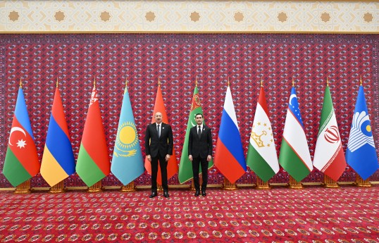 President of the Republic of Azerbaijan Ilham Aliyev and President of Turkmenistan Serdar Berdimuhamedov